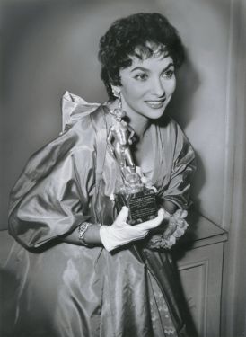 Gina Lollobrigida David di Donatello 1956.jpg