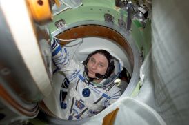 ISS-04 Yury Onufriyenko in the Soyuz TM-33 spacecraft.jpg