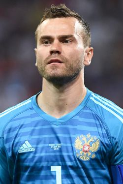 Игорь Акинфеев сыграл за Россию наибольшее число матчей среди вратарей