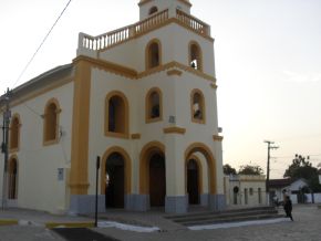 Igreja Matriz de Nossa Senhora da Conceição, Jacaraú, PB - panoramio.jpg