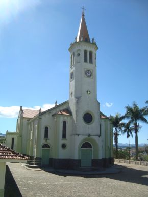 Igreja Matriz de Santo Antônio em Jacutinga, Minas Gerais, Brasil.jpg