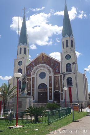 Igreja Nossa Senhora da Penha de Jaraguá, Centro, Jaraguá - GO, Brazil - panoramio.jpg