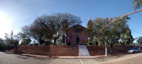 Igreja St Cruz -Timburi 190610 REFON 13 PANO.jpg