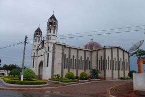 Igreja em Barão de Antonina 190108 19.JPG