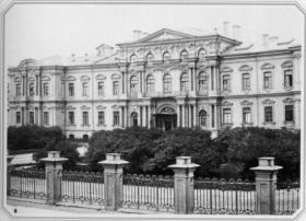 Воронцовский дворец, где с 1810 года размещался Пажеский корпус