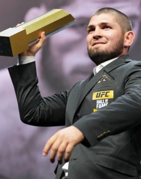 Хабиб Нурмагомедов в Зале славы UFC в 2022 году