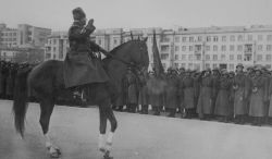 Kuybyshev battle parade 1941 11.jpg