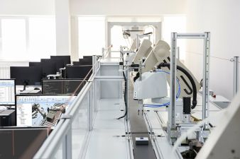 MIREA Laboratory Industry 4.0. Digital robotic manufacturing 9.jpg
