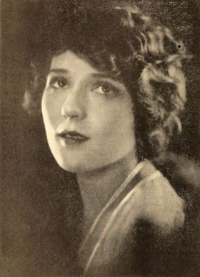 Мэри Пикфорт в 1920 году