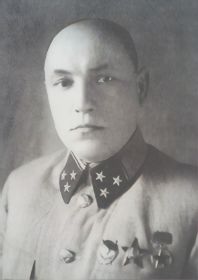 Начальник штаба Калининского фронта генерал-лейтенант М. В. Захаров