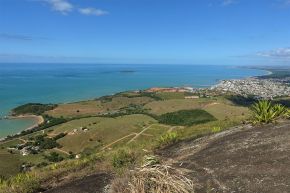 Monte Aghá - Piúma-ES (51340322050).jpg