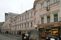 Moscow Kuznetsky Most Street 20.jpg