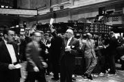 Зал трейдеров Нью-Йоркской фондовой биржи; Нью-Йорк, США