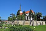 Nové Mesto nad Váhom, kostol, Slovensko.jpg