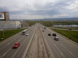 Oktyabrsky bridge, Krasnoyarsk, view from left bank.jpg