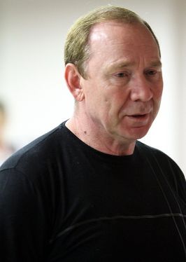 Олег Романцев дважды (в 1994—1996 и 1998—2002 годах) руководил сборной