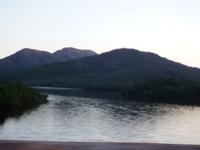 Ponte sobre rio Capivari - panoramio.jpg