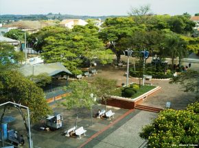 Praça Monsenhor Ribeiro - Matriz.JPG