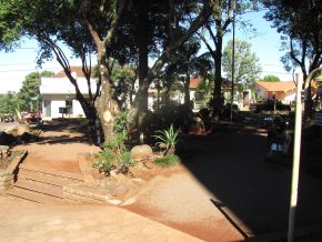 Praça central de Mato Leitão.JPG