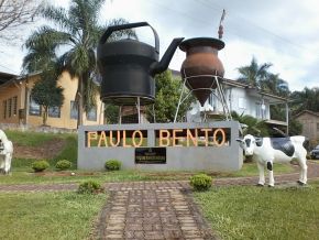 Praça das Tradições Gaúchas em Paulo Bento.jpg