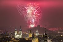 Фейерверк в Праге на Новый год 2016. с Новым Годом!