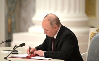 21.02.2022 г. Путин подписал Указ о признании ЛНР и ДНР.