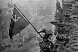 Водружение флага Победы над Рейхстагом, 1945