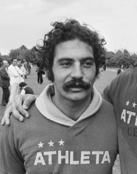 Roberto Rivelino 1974b.jpg