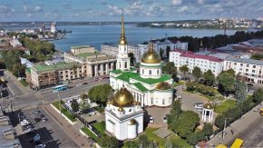 Saint Alexander Nevsky Cathedral (Izhevsk)-41.jpg