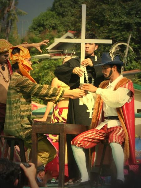 Файл:Sandugo Reenactment.jpg