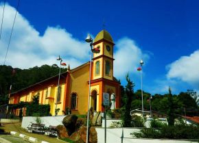 Santo Antônio do Pinhal - SP - Igreja Matriz de Santo Antônio.jpg