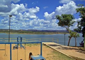 Sao joao do piaui-represa jenipapo-balneario.JPG