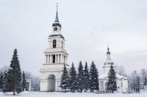 Церковь Благовещения с колокольней