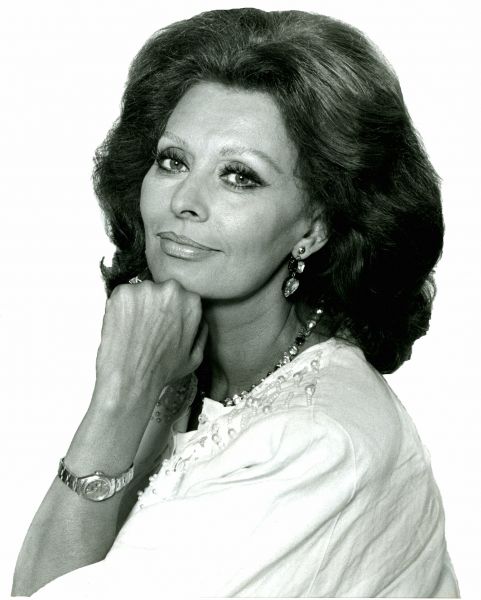 Файл:Sophia Loren L.A..jpg