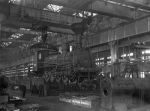 Внутренний вид паровозосборочного цеха Сормовского завода. Паровоз серии Од в цехах Сормовского завода 1905 год