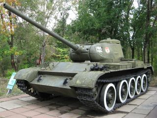 Советский средний танк T-44, Саратовский государственный музей боевой славы, Саратов 2012