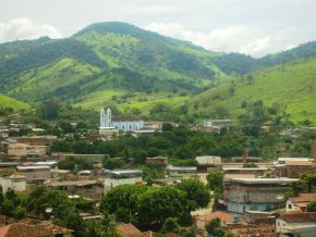 Vista parcial São João do Oriente MG.JPG