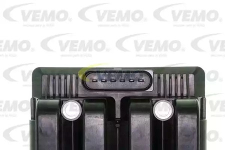 Фото V10700046 Катушка зажигания VEMO {forloop.counter}}