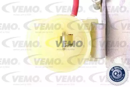 Фото V49150004 Компрессор VEMO {forloop.counter}}