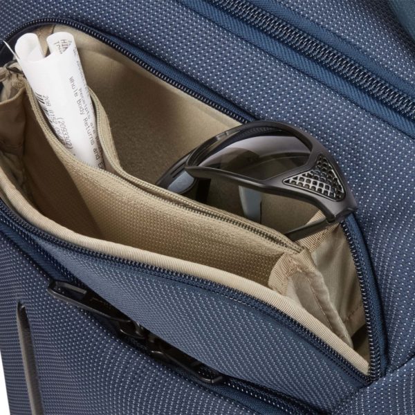 thule-crossover-2-convertible-laptop-bag-156-_-3203845-5-1100x1100
