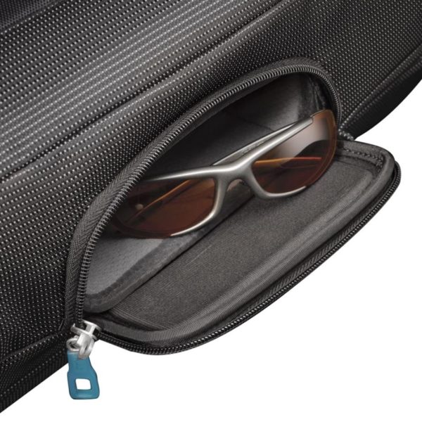 thule-crossover-carry-on-56cm22-7-1100x1100