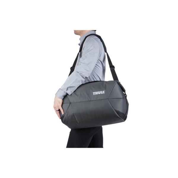 thule-subterra-duffel-45l-_-3203516-4-1100x1100pp