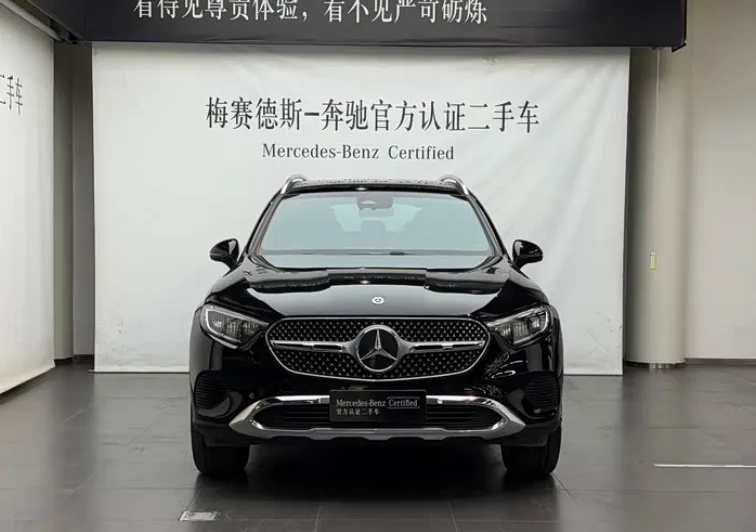 Mercedes-Benz GLC 260 L 4MATIC, 2026