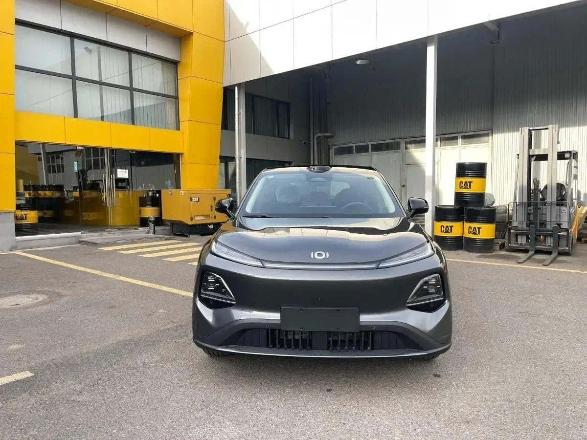 Changan Qiyuan Q05 — компактный гибридный кроссовер, от 2 290 000 ₽ под ключ