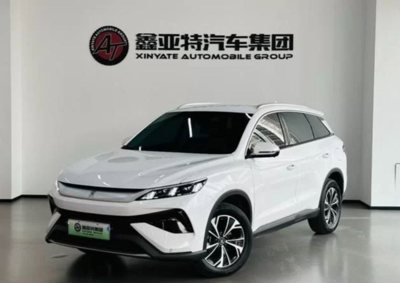 BYD Song Pro DM-i — самый доступный вход в линейку Song