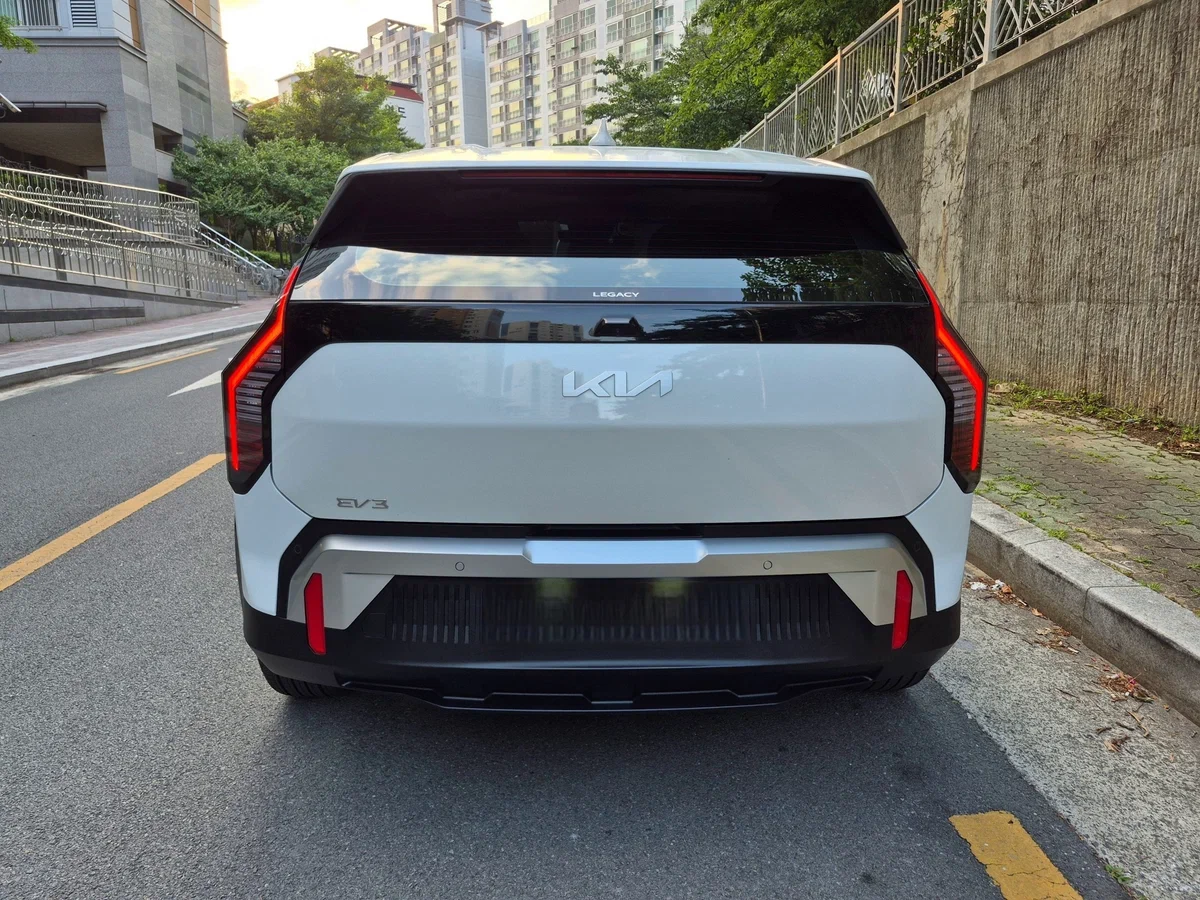 Kia EV3 — ещё один ракурс кузова