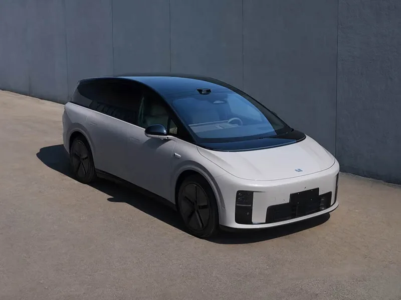 Li Auto i8, 2026