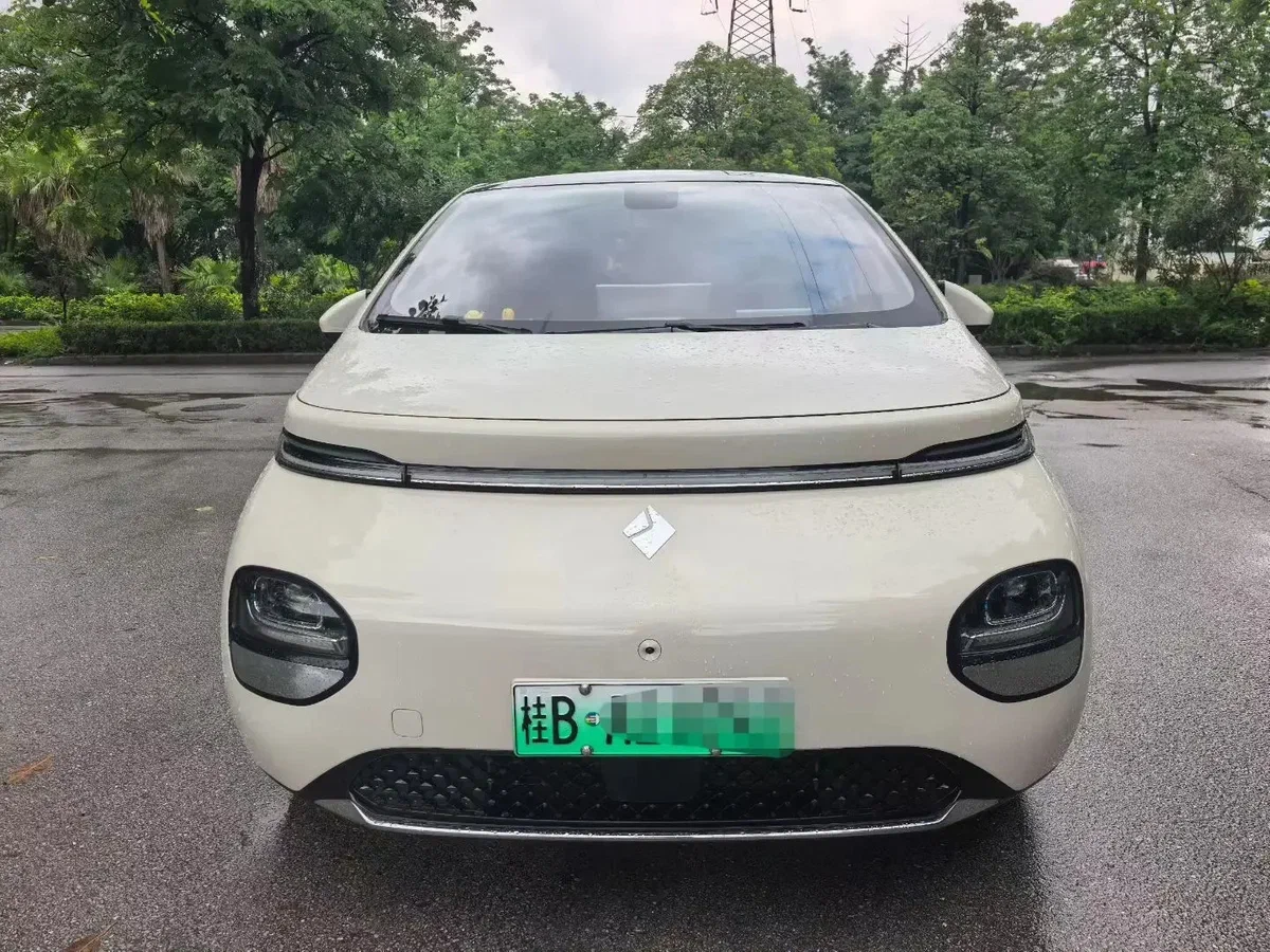 Профиль Baojun Yunduo — компактный пятидверный электрохэтчбек
