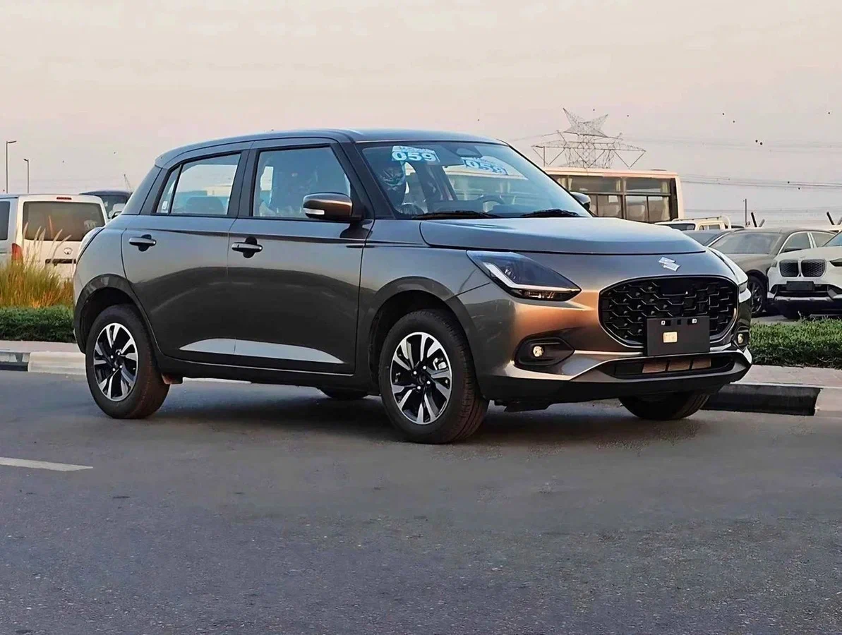 Салон Suzuki Swift — простая, но аккуратная приборная панель