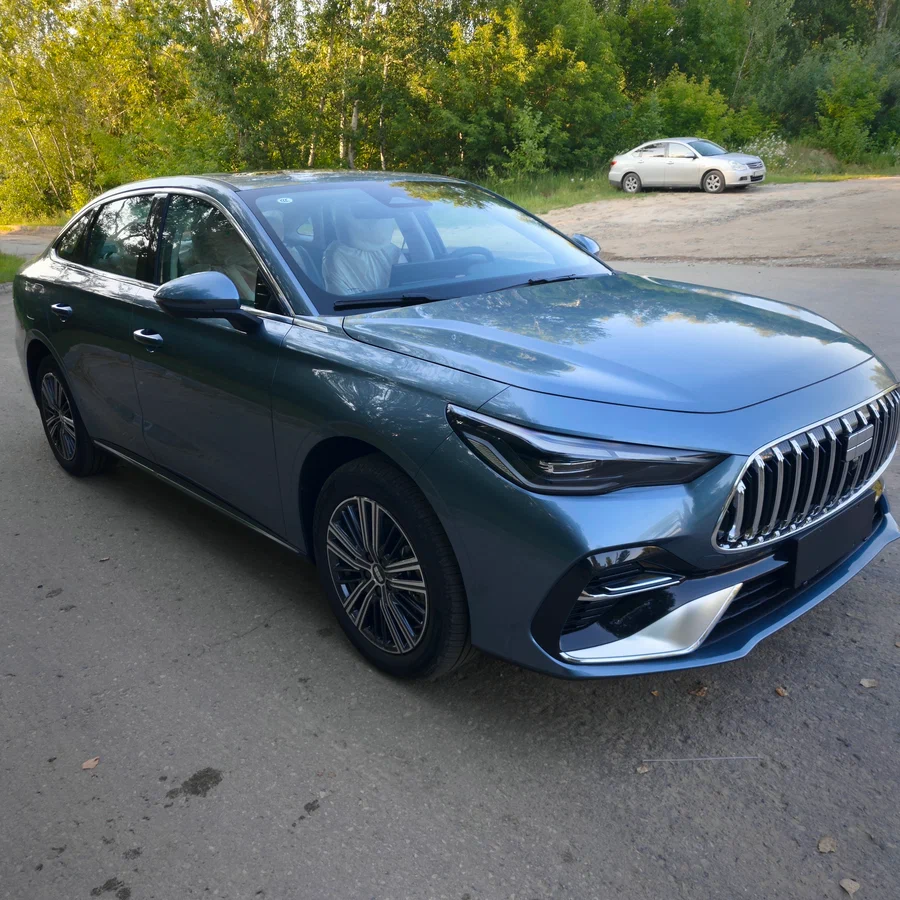 Geely Galaxy Starshine 6 — младший седан линейки; Starshine 7 крупнее и длиннее его
